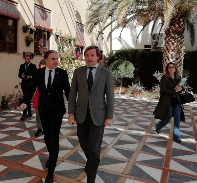 Bendodo señala que "el ruido electoral" podría afectar "a la aprobación de los p