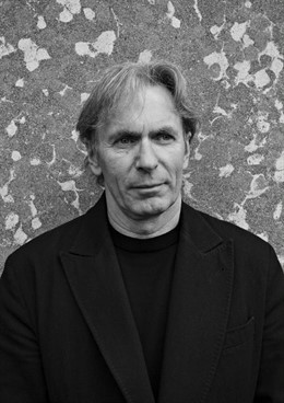 La firma de calzado Clarks ficha a Giorgio Presca, 'ex' de Geox y Diesel, como c