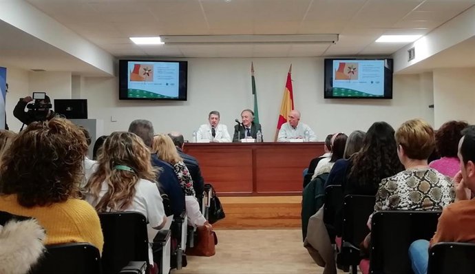 Presentación de la Asociación de Crohn y Colitis Ulcerosa