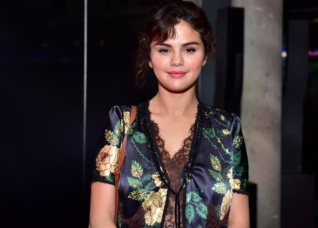 Selena Gomez en el front row de Prada