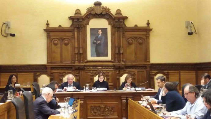 Gijón.- El Pleno en bloque aprueba urgir a Fomento la firma del convenio del Pla