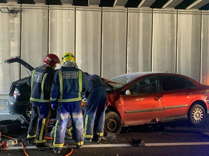 Tres personas resultan heridas al colisionar dos turismos en Las Torres de Cotil