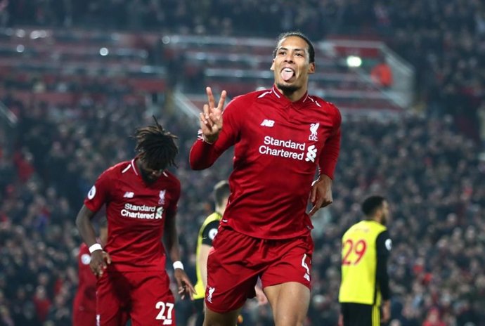 El neerlandés Virgil van Dijk celebra un gol con el Liverpool FC