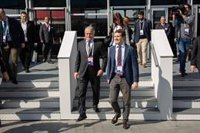 Casado plantea una ley para que el español sea vehicular en escuelas y administración