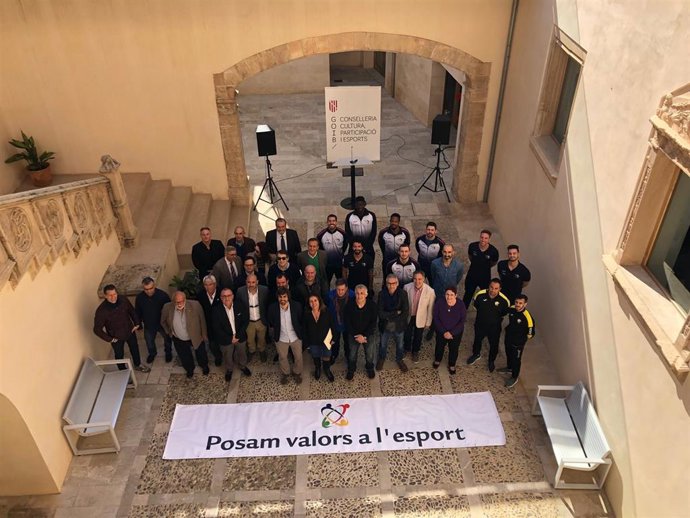 El Govern lanzará este 2019 ayudas a federaciones deportivas para crear coordina