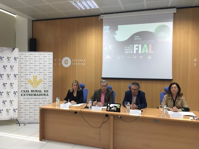 Convenio de Caja Rural de Extremadura en FIAL