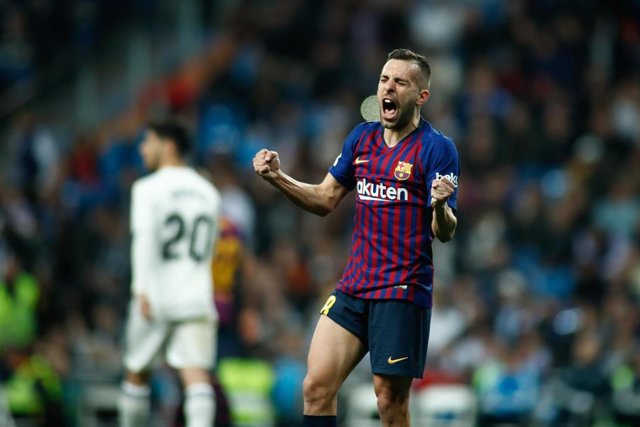 Soccer: Copa del Rey - Real Madrid v FC Barcelona