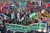 Varios miles de personas marchan en Sevilla por una "Andalucía libre" y social y en defensa de los servicios públicos