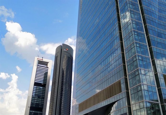 Torres sede de Cepsa y PwC