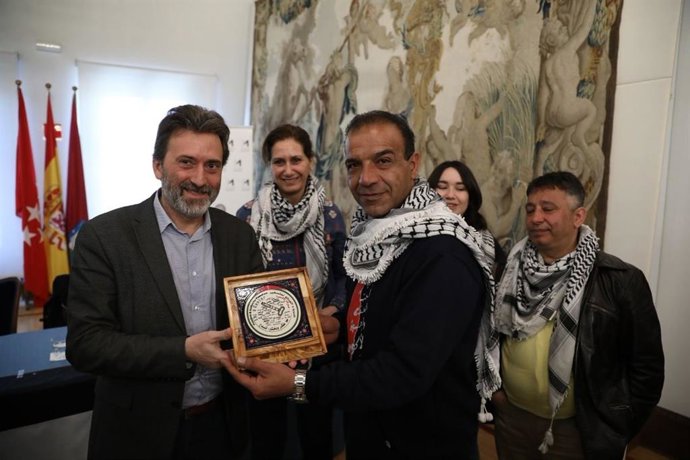 Valiente desea "lo mejor" a sus compañeros de Más Madrid aunque considera que el