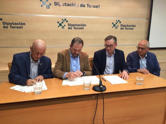 Diputación de Teruel y Comarca del Bajo Aragón suscriben un acuerdo para el mant