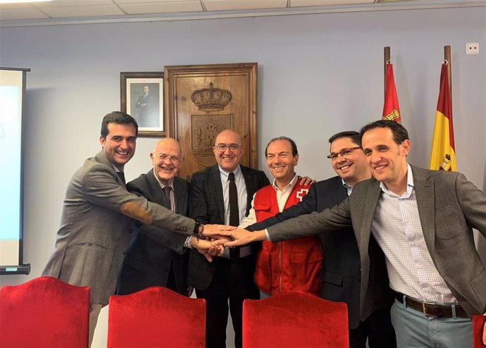 Renovación del convenio de la Diputación con Cáritas, Cruz Roja y Banco de Alime