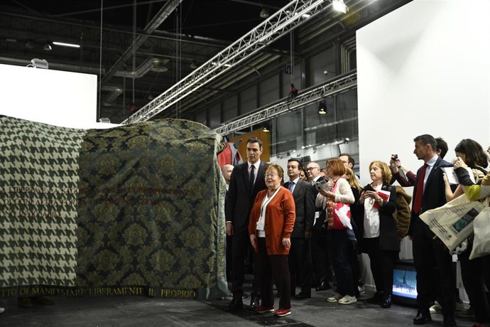 El presidente del Gobierno, Pedro Sánchez, visita ARCOmadrid 2019