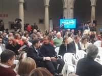 Javier Guerra reaparece en la celebración de la victoria de Feijóo mientras Cs dice que su candidatura no está cerrada