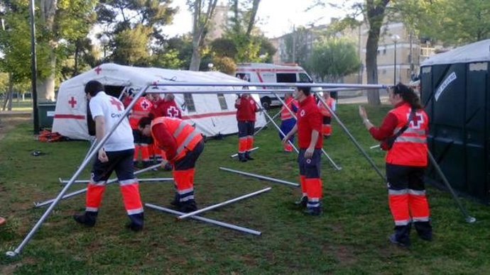 Más de 50 voluntarios de Cruz Roja colaborarán en la Cincomarzada en el parque T