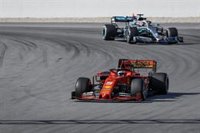 Vettel y Hamilton se pican el último día en Montmeló