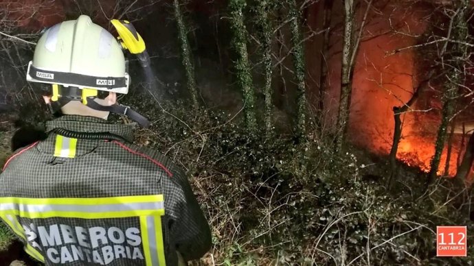 Incendio en Vega de Pas