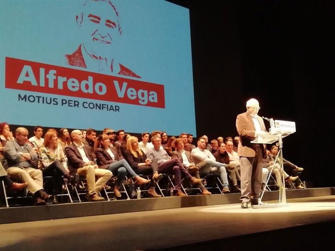 Borrell: "El muro más sólido contra el independentismo son los socialistas"