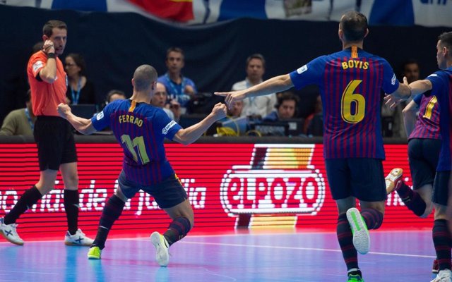 Ferrao celebra un gol con el Barça Lassa