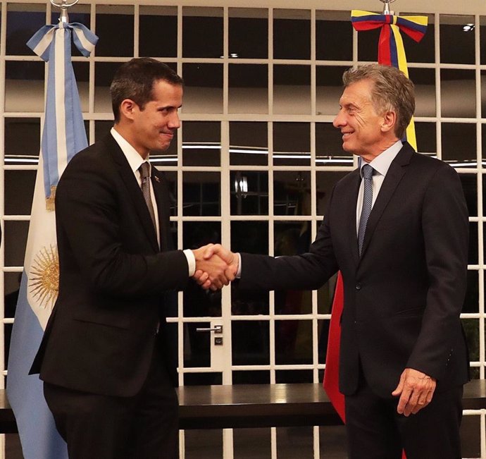 Guaidó asegura que su reunión con Macri en Argentina fue "excelente"