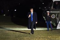 Trump desmiente a los padres del estadounidense fallecido en Corea del Norte y asegura que sí denunció el caso