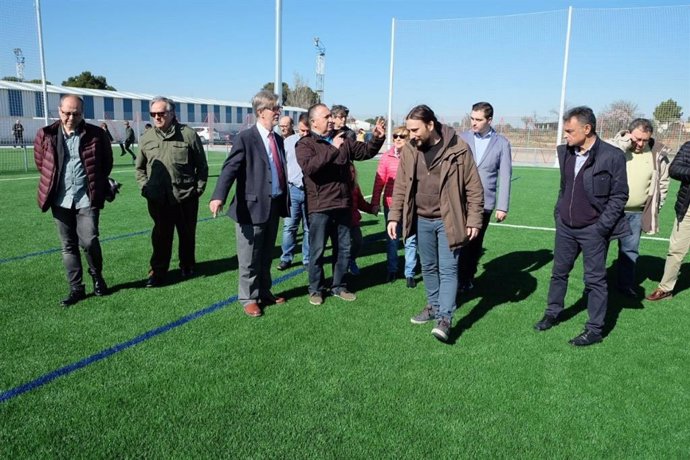 El Ayuntamiento de Zaragoza inaugura el nuevo Campo de Fútbol de Casetas tras un
