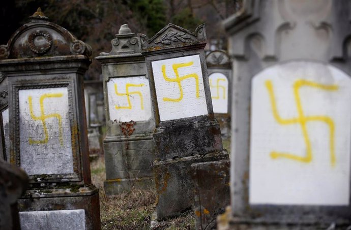 Ataque antisemita a un cementerio cerca de Estrasburgo
