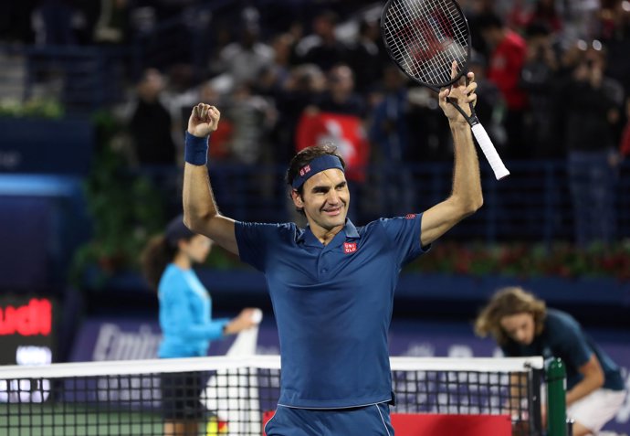 Roger Federer logra su título 100 en Dubái