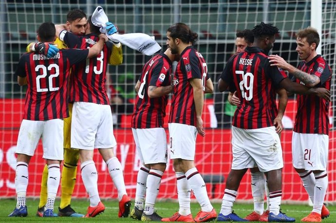 Los jugadores del AC Milan celebran una victoria