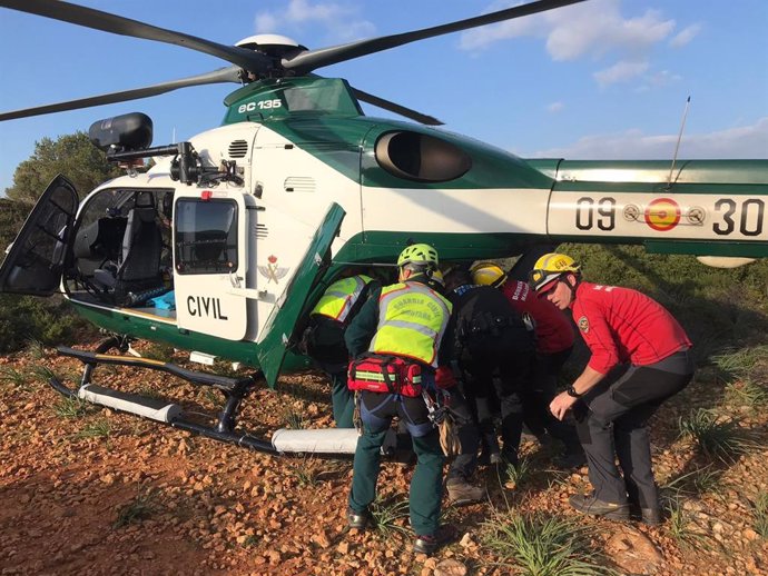 Sucesos.- Rescatan en helicóptero a un senderista alemán en Cala Varques