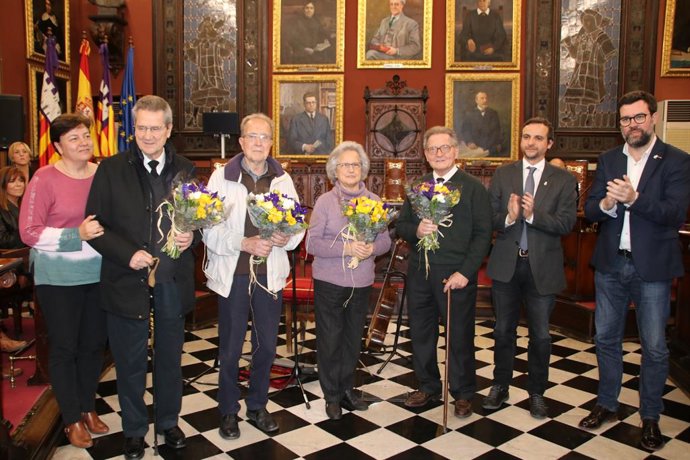 Cort ret homenatge a Aina Moll