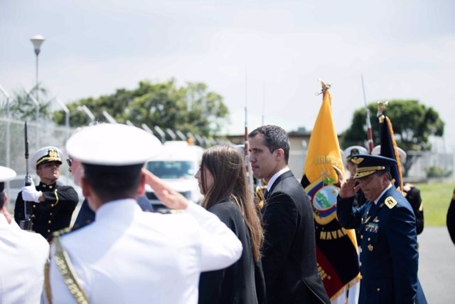 Juan Guaidó llega a Ecuador en su gira internacional por Latinoamérica