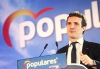 Casado acusa al Gobierno de "guerra sucia" al PP desde Moncloa y anuncia que recurrirá los decretos de los viernes