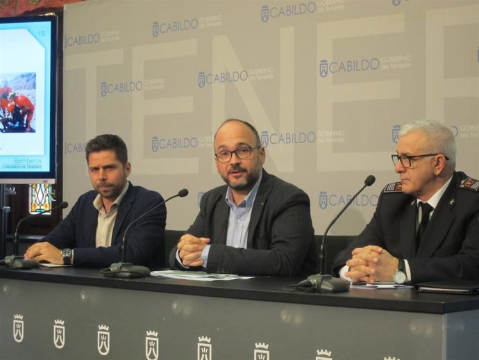 El Cabildo acusa al Gobierno de Canarias de "jugar con la seguridad" de los tine