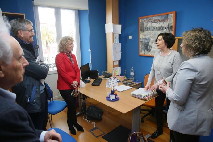 Díaz Tezanos anuncia 35.000 euros para reforzar la atención del Centro de Inform