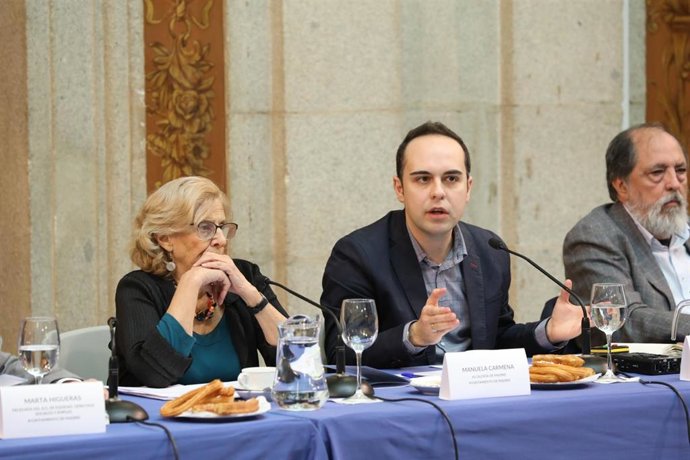 Calvo demanda a Comunidad un "decreto serio" al dejar fuera al 95% de propietari