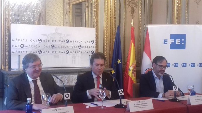 El ministro de Exteriores de Paraguay, Luis Castiglioni, en un acto en Madrid