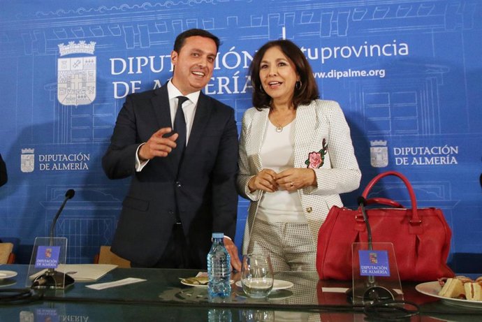 Desayuno informativo Diputación de Almería con motivo del Día Internacional de l