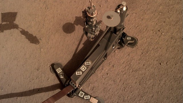 La misión InSight ya perfora bajo la superficie de Marte