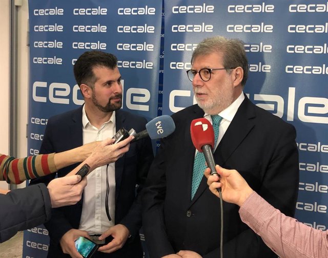 Tudanca recuerda que la supresión de impuestos que pide Cecale supondría una caí