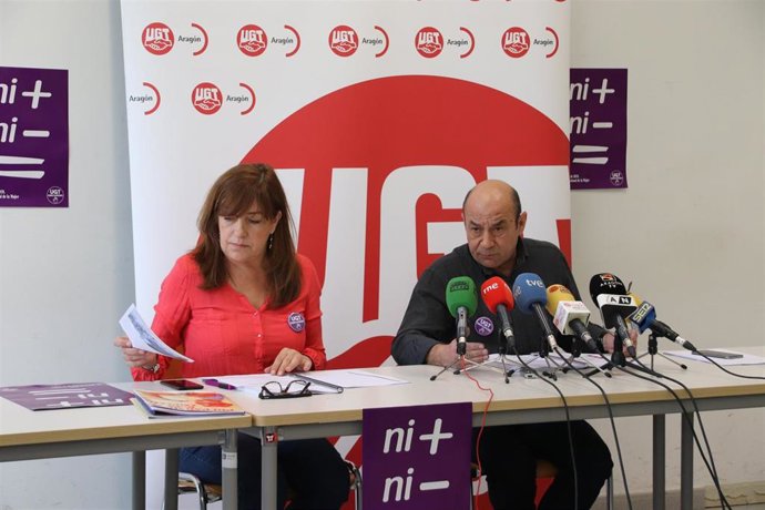 Pura Huerta y Daniel Alastuey presentan un informe sobre la brecha salarial