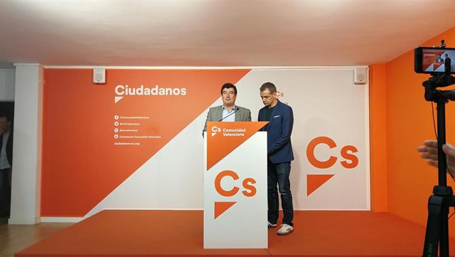 Cantó cree que Puig y Oltra "se marcan un Pimpinela" en el adelanto electoral si