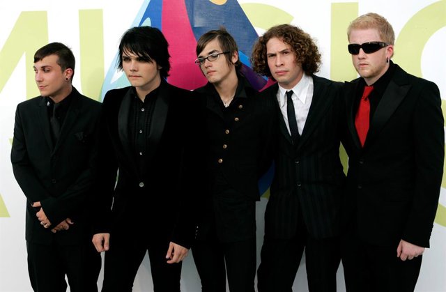 La Banda Estadounidense My Chemical Romance En Una Entrega De Premios