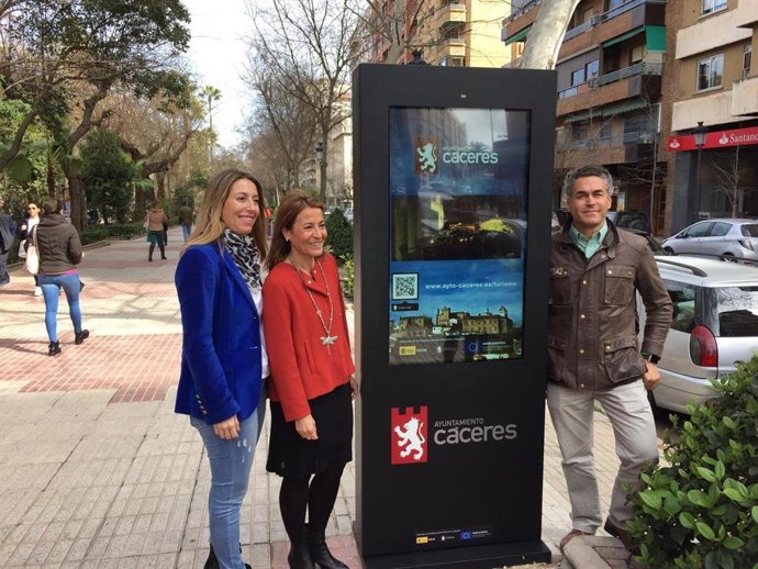 Nota tótems digitales CC