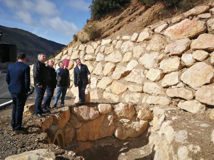 Diputación de León invierte 1,2 millones en la carretera que aisló Valseco y Sal