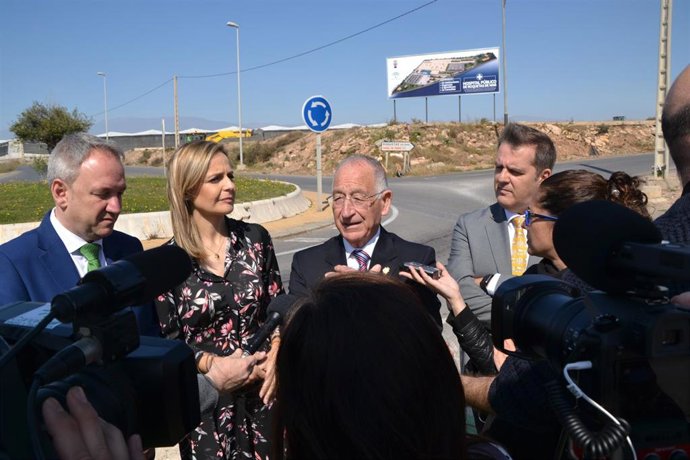 [Grupoalmeria] Nota Y Audios Visita Al Solar Donde Se Ubica El Hospital De Roque