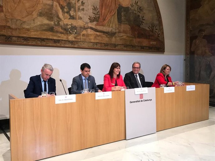 Presentación del Consell de la Mancomunitat Cultural con A. Piñeira, M.Castells,