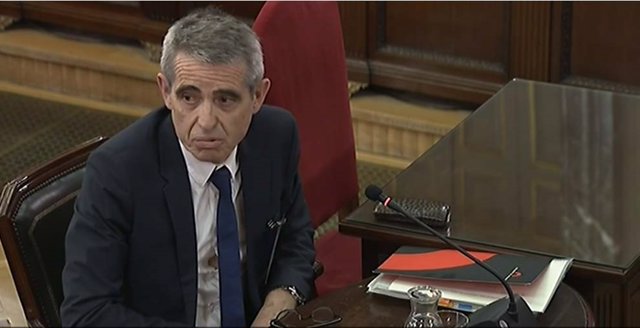 Antonio Bayona, letrado del Parlament, declara en el Supremo durante el juicio p