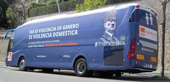 El autobús de HazteOír recorrerá este lunes Barcelona pese a la petición del Gov