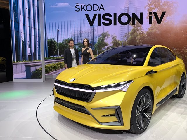 Skoda da un paso más hacia la movilidad eléctrica con el Vision iV